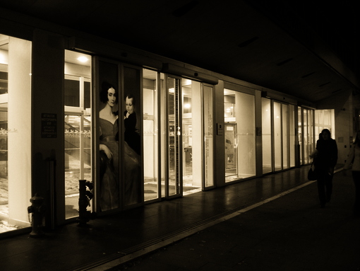 Allestimento Mostra 42-DIP-PIRELLI-COMUNICAZIONE 01